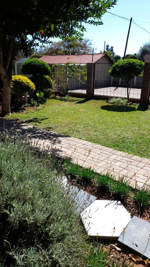 Travel North Guesthouse Tsumeb Exterior foto
