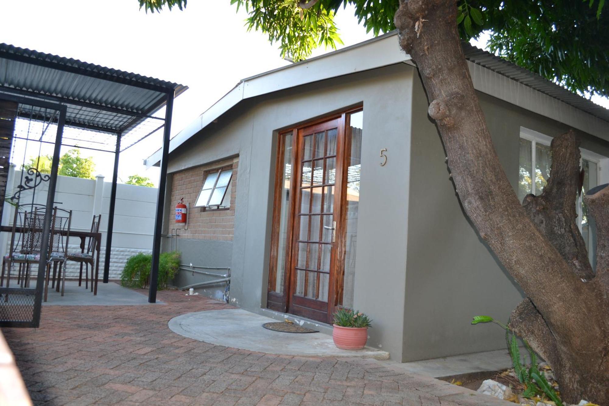 Travel North Guesthouse Tsumeb Exterior foto